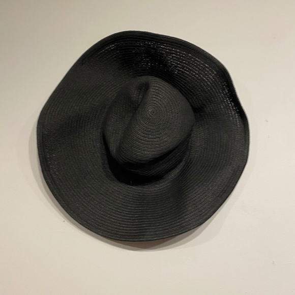 J. Crew Accessories - J.Crew Paper Straw Floppy Summer Beach Hat in Black